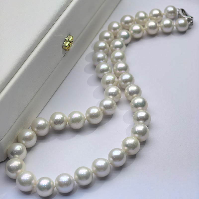 How to Style Pearls and Chunky Hardware